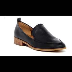 SUSINA Kellen Almond Toe Loafer - Size 9